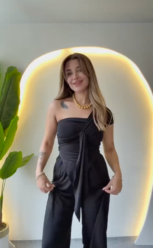 🌸 Eclisse di Seta – Tuta intera monospalla drappeggiata